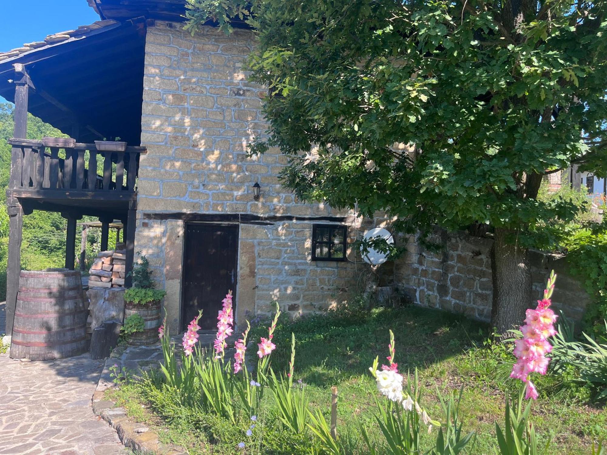 Agriturismo Hidden Paradise Triavna Exterior foto
